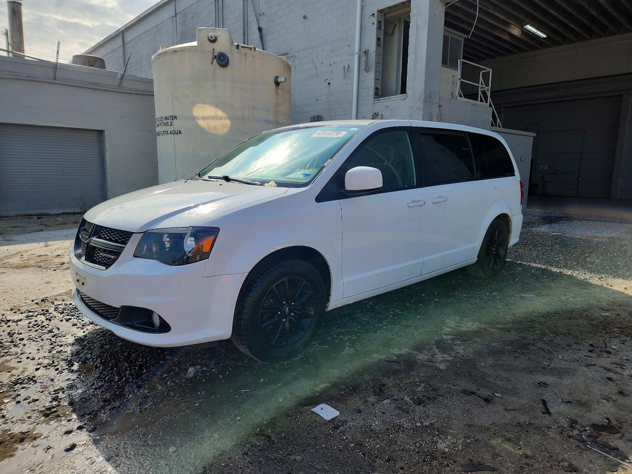 Photo of the 2019 DODGE GRAND CARAVAN SE