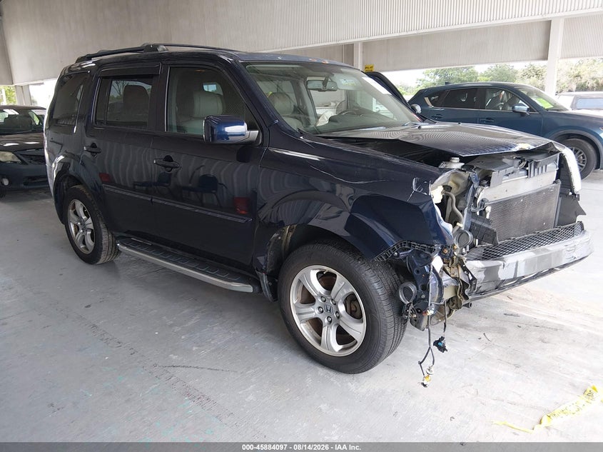 Photo of the 2015 HONDA PILOT EX-L