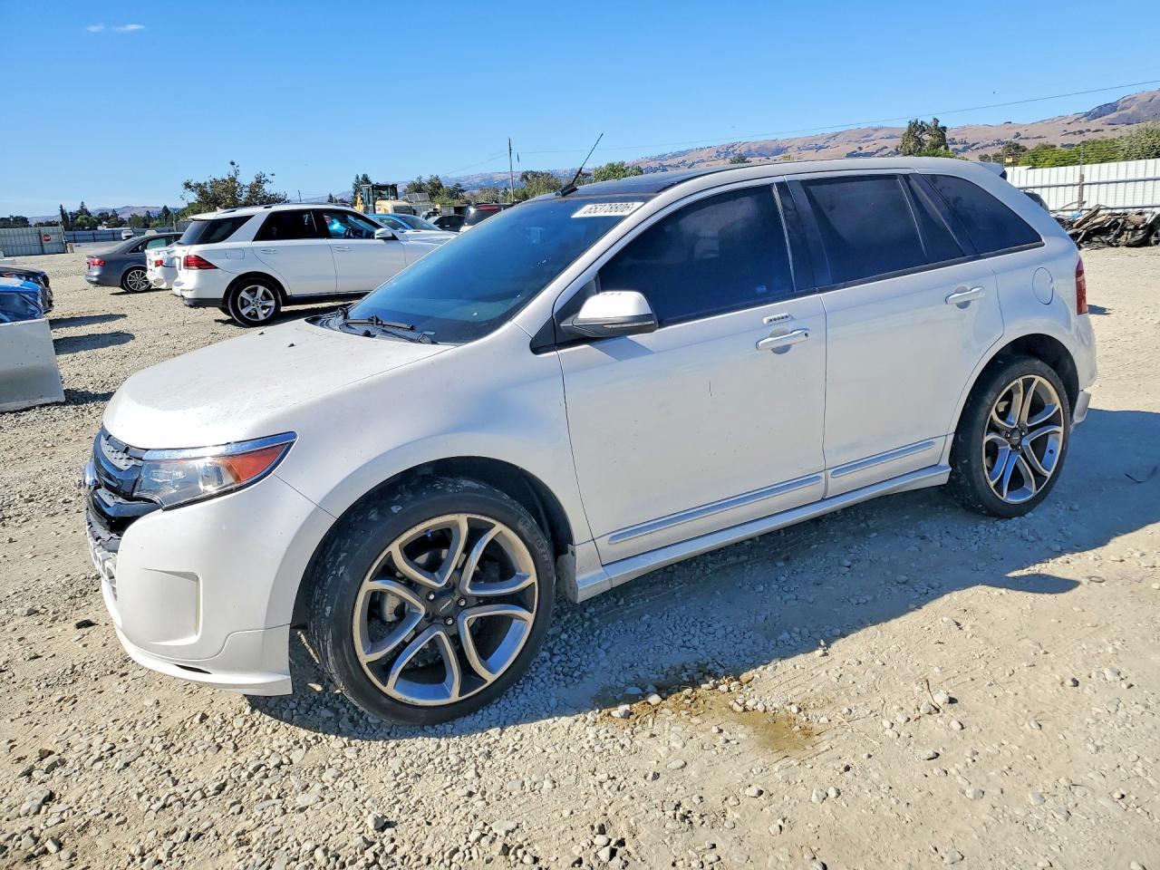 Photo of the 2013 FORD EDGE SPORT