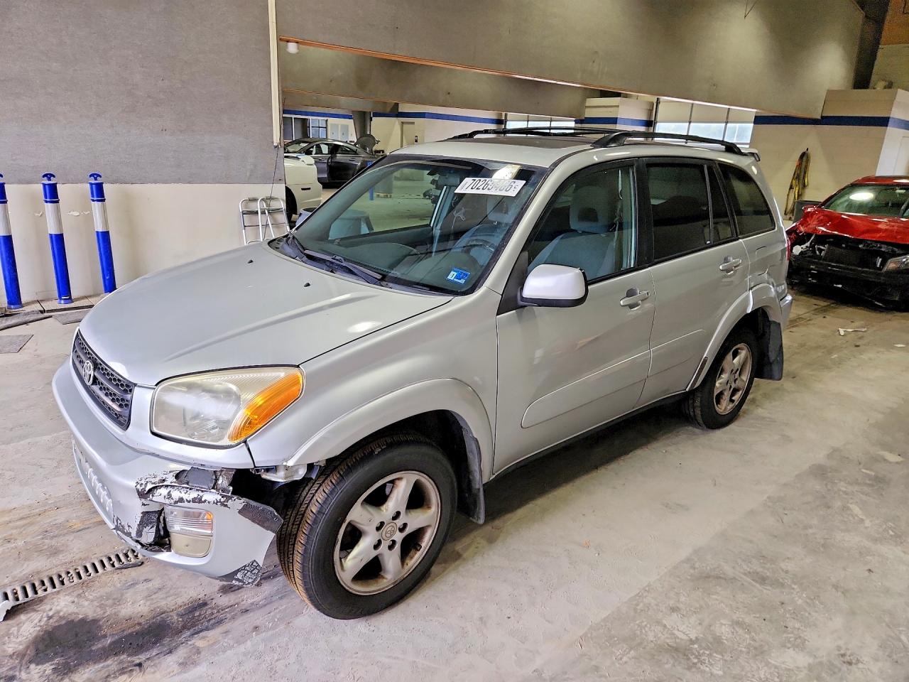 Photo of the 2003 TOYOTA RAV4 BASE