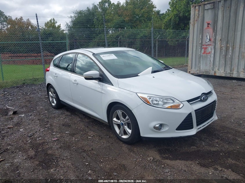 Photo of the 2012 FORD FOCUS SE