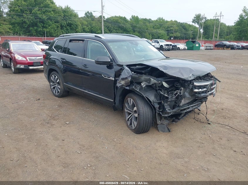 Photo of the 2021 VOLKSWAGEN ATLAS 3.6L V6 SEL PREMIUM R-LINE