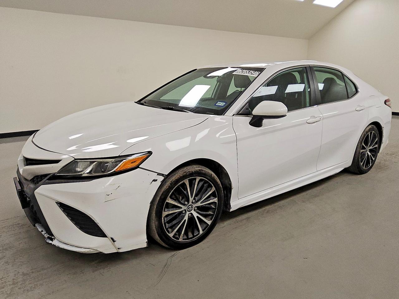 Photo of the 2020 TOYOTA CAMRY SE