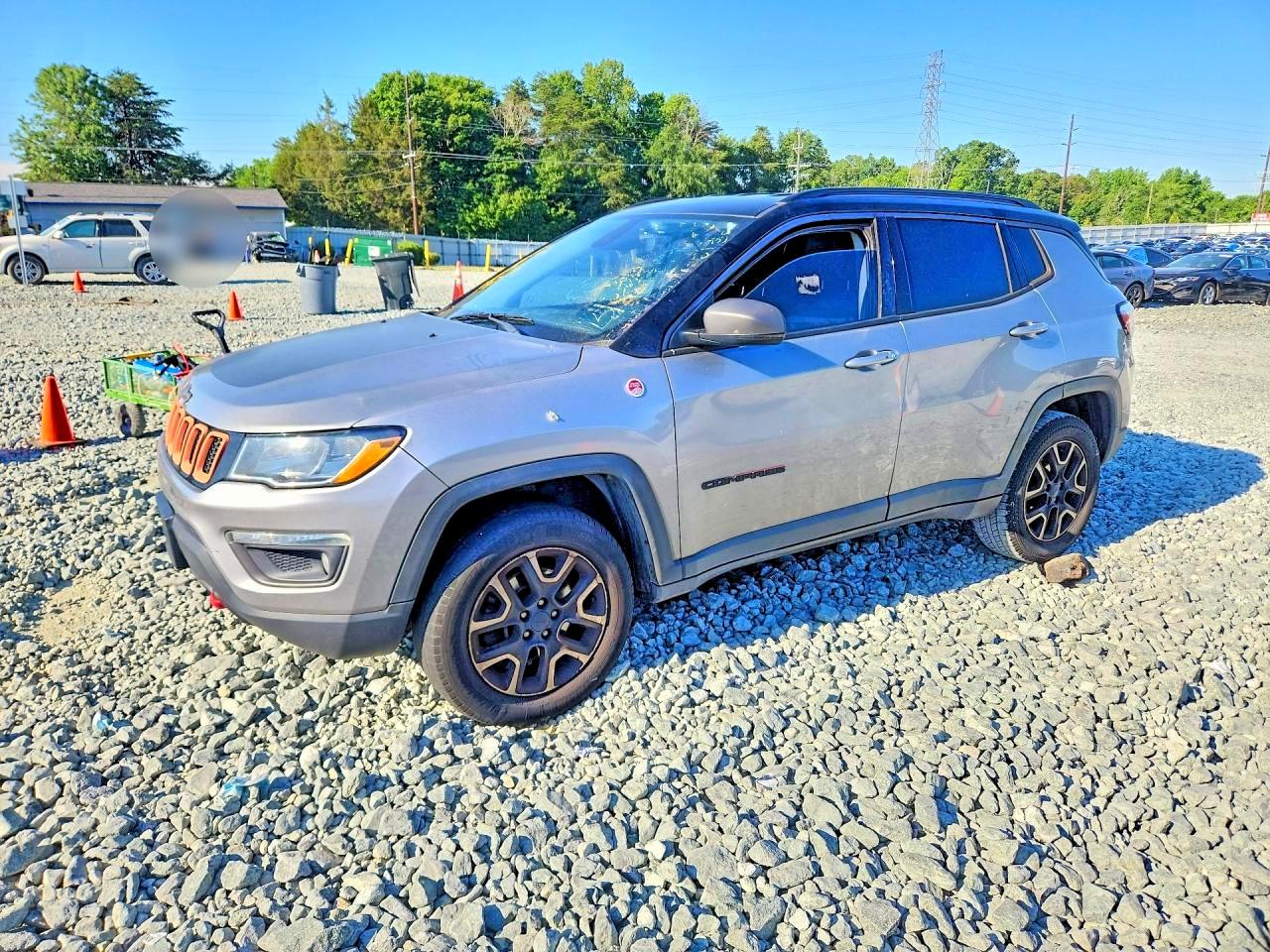 Photo of the 2020 JEEP COMPASS TRAILHAWK