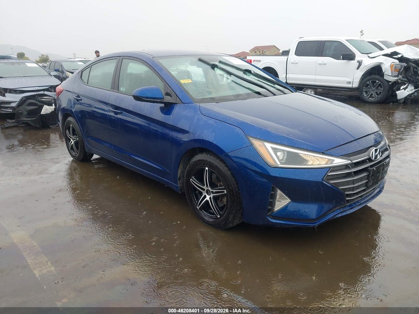 Photo of the 2019 HYUNDAI ELANTRA SE