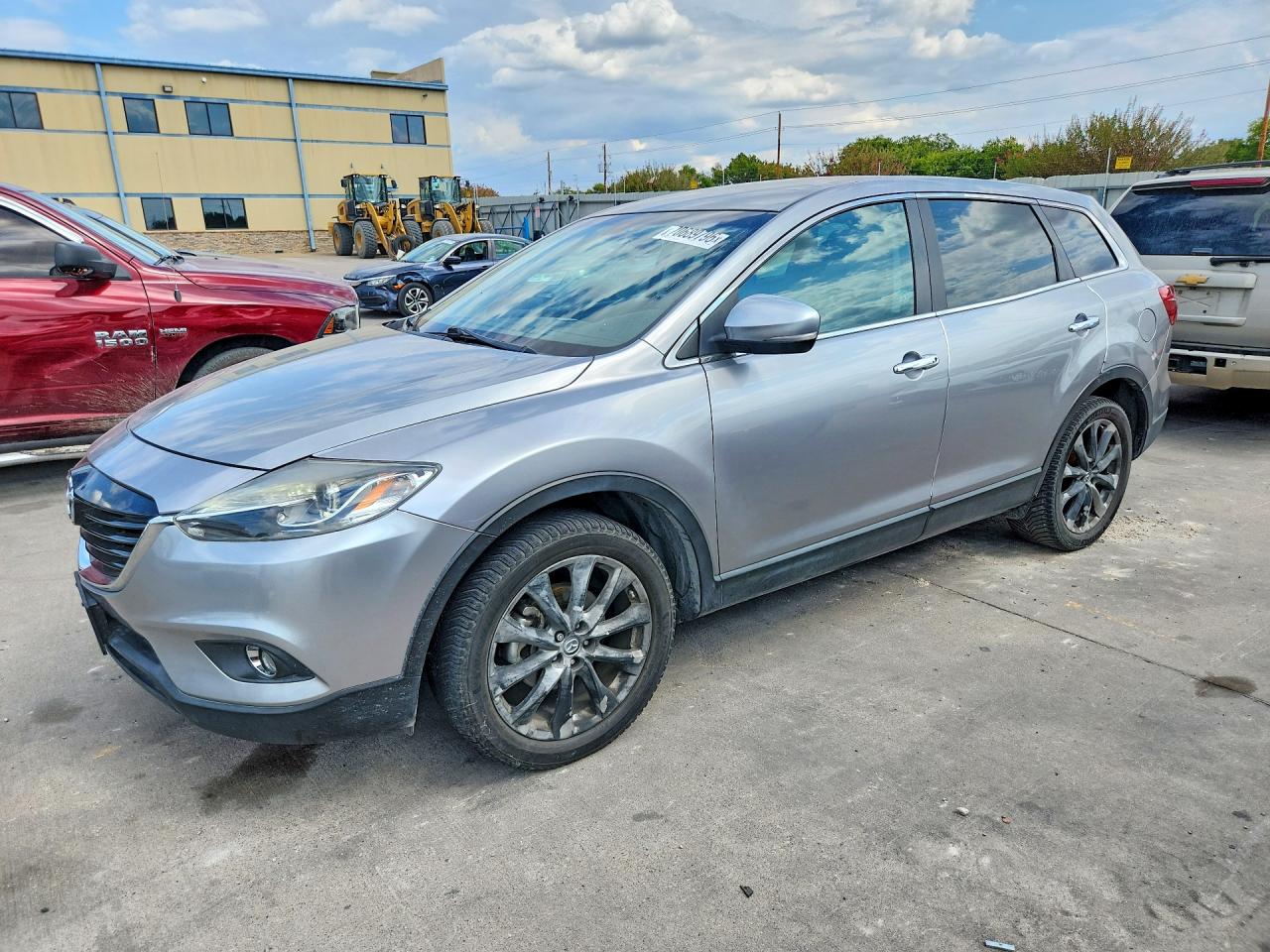 Photo of the 2015 MAZDA CX-9 GRAND TOURING