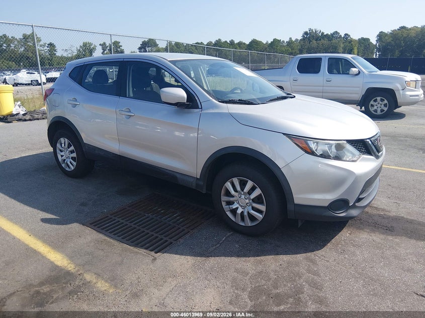 Photo of the 2018 NISSAN ROGUE SPORT S