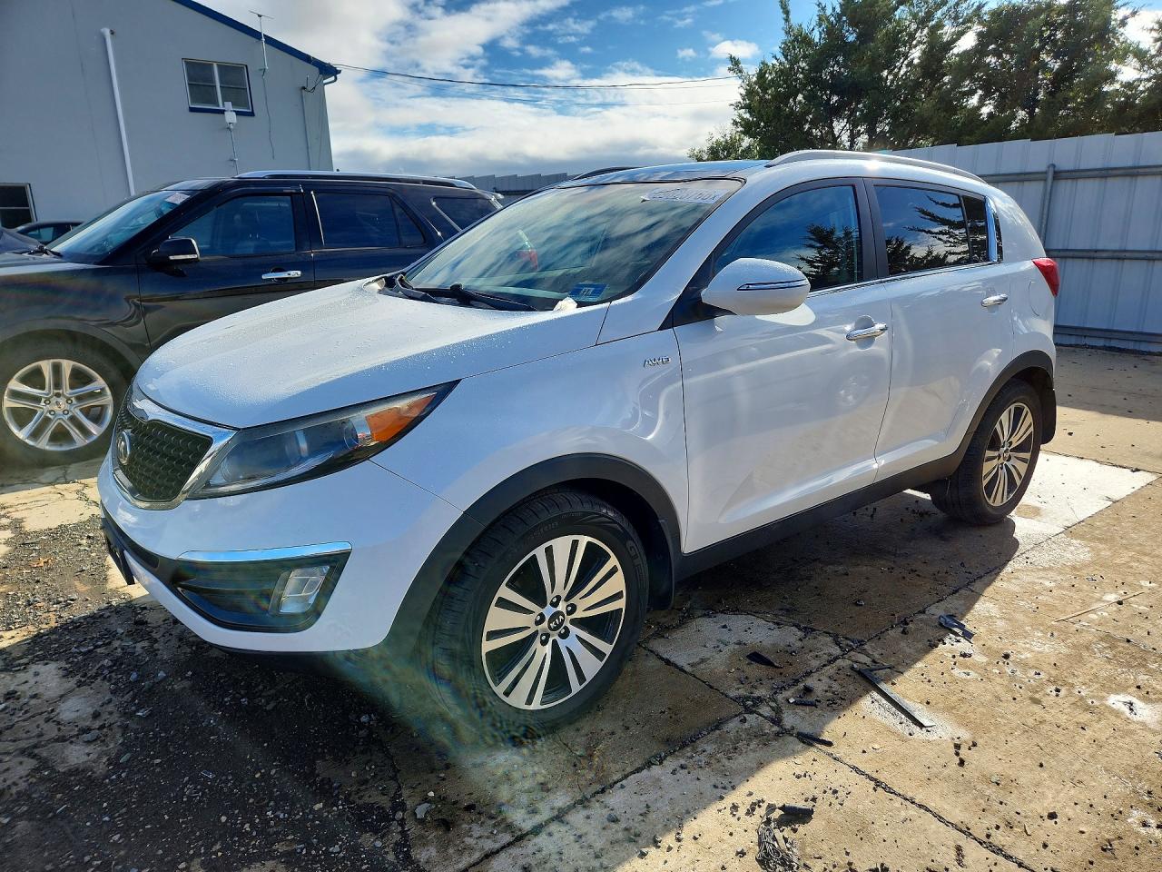 Photo of the 2014 KIA SPORTAGE EX