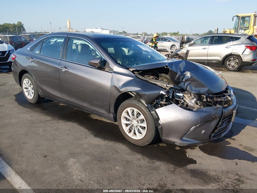 Photo of the 2016 TOYOTA CAMRY LE