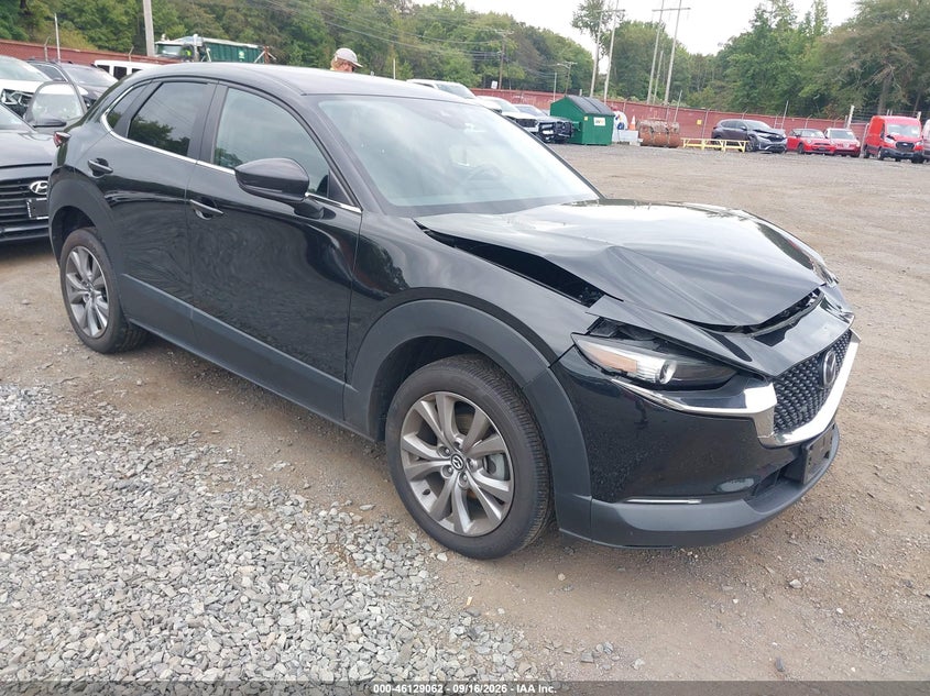 Photo of the 2023 MAZDA CX-30 2.5 S SELECT
