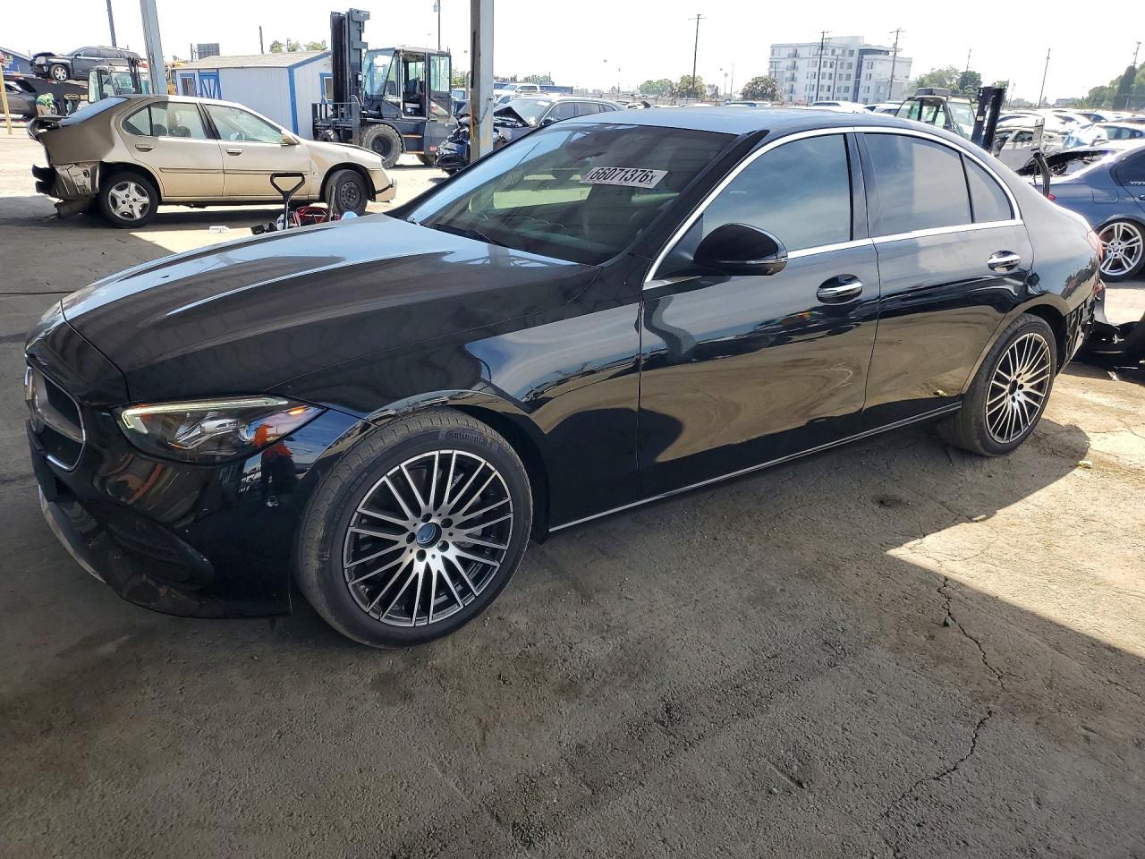 Photo of the 2024 MERCEDES-BENZ C 300
