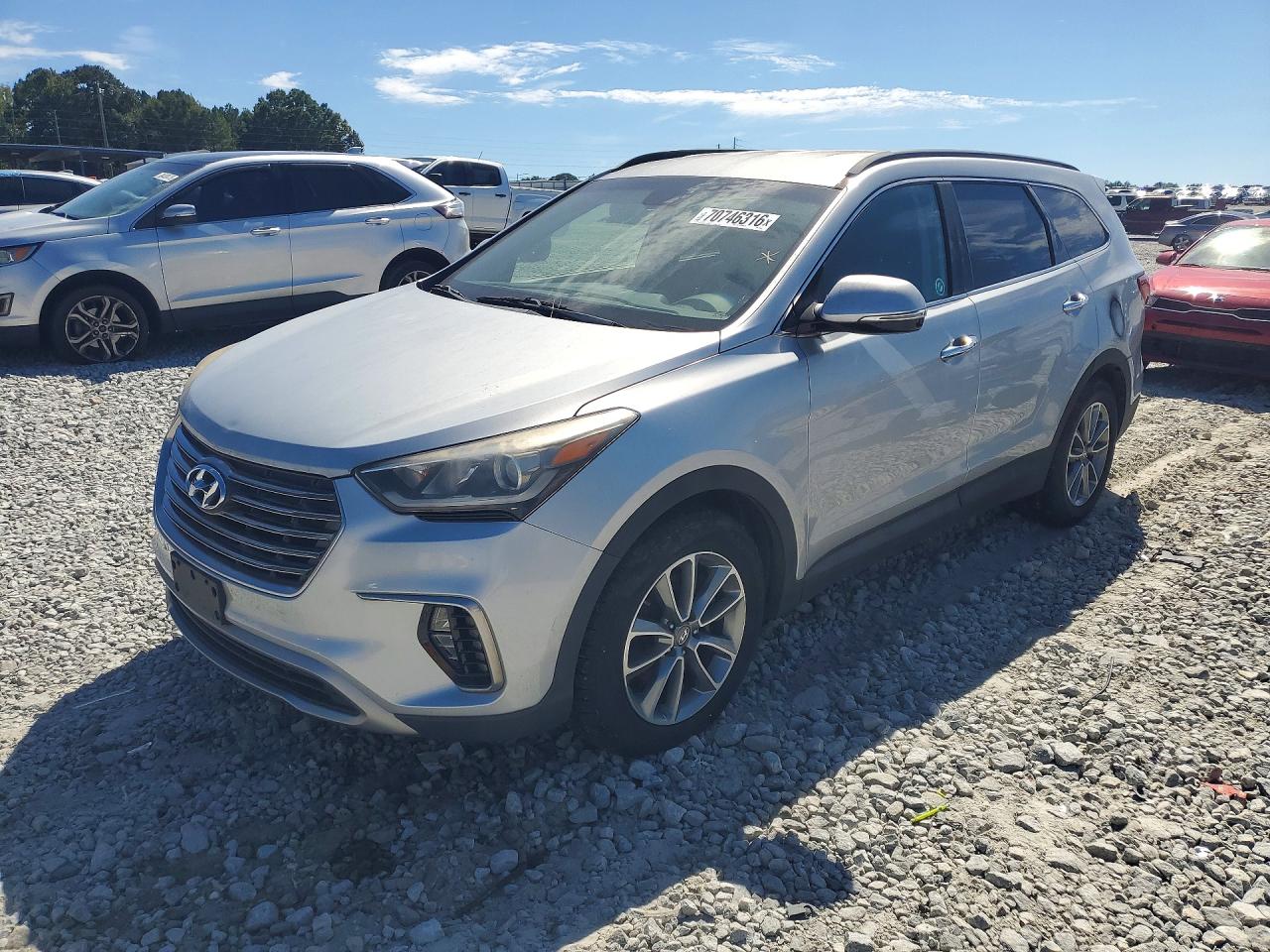 Photo of the 2017 HYUNDAI SANTA FE LIMITED