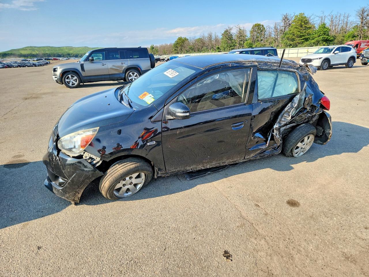 Photo of the 2015 MITSUBISHI MIRAGE ES