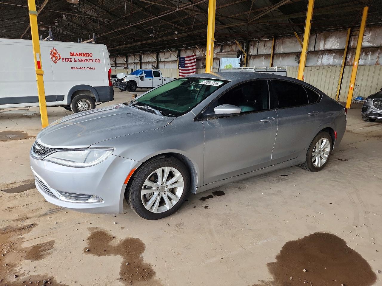 Photo of the 2016 CHRYSLER 200 LIMITED