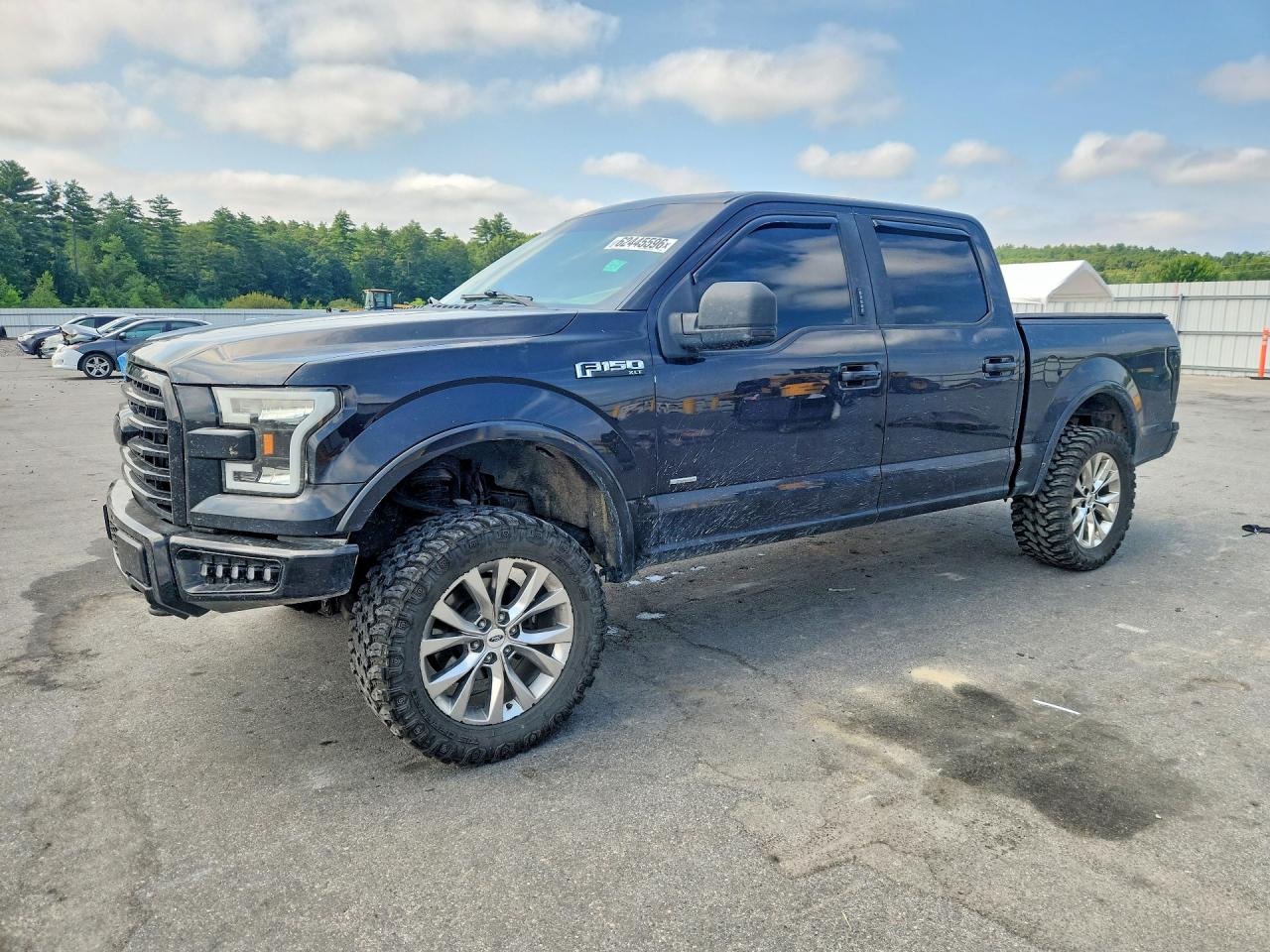 Photo of the 2015 FORD F150 SUPERCREW