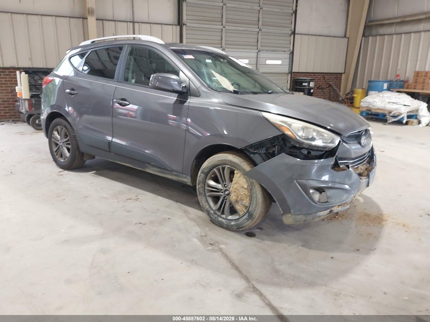 Photo of the 2014 HYUNDAI TUCSON SE