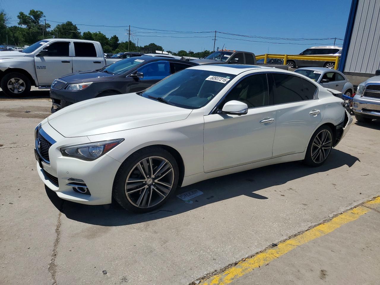 Photo of the 2017 INFINITI Q50