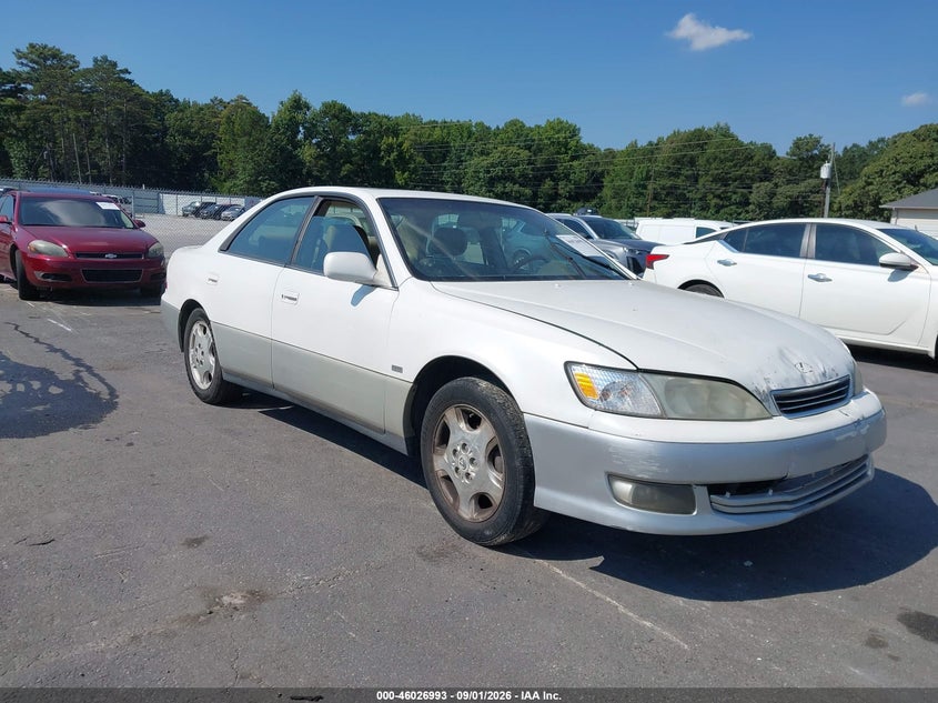 Photo of the 2000 LEXUS ES 300