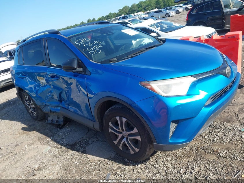 Photo of the 2017 TOYOTA RAV4 LE