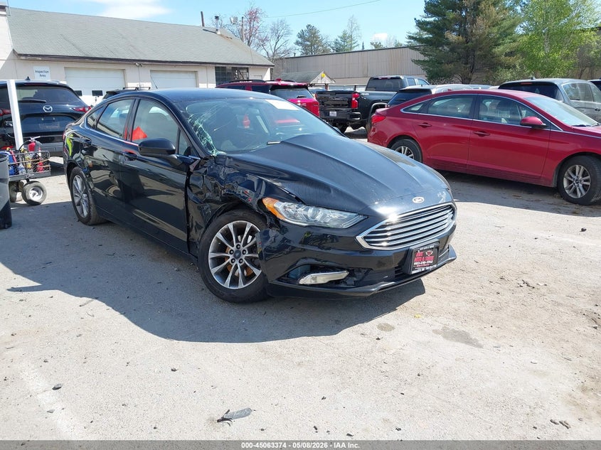 Photo of the 2017 FORD FUSION SE