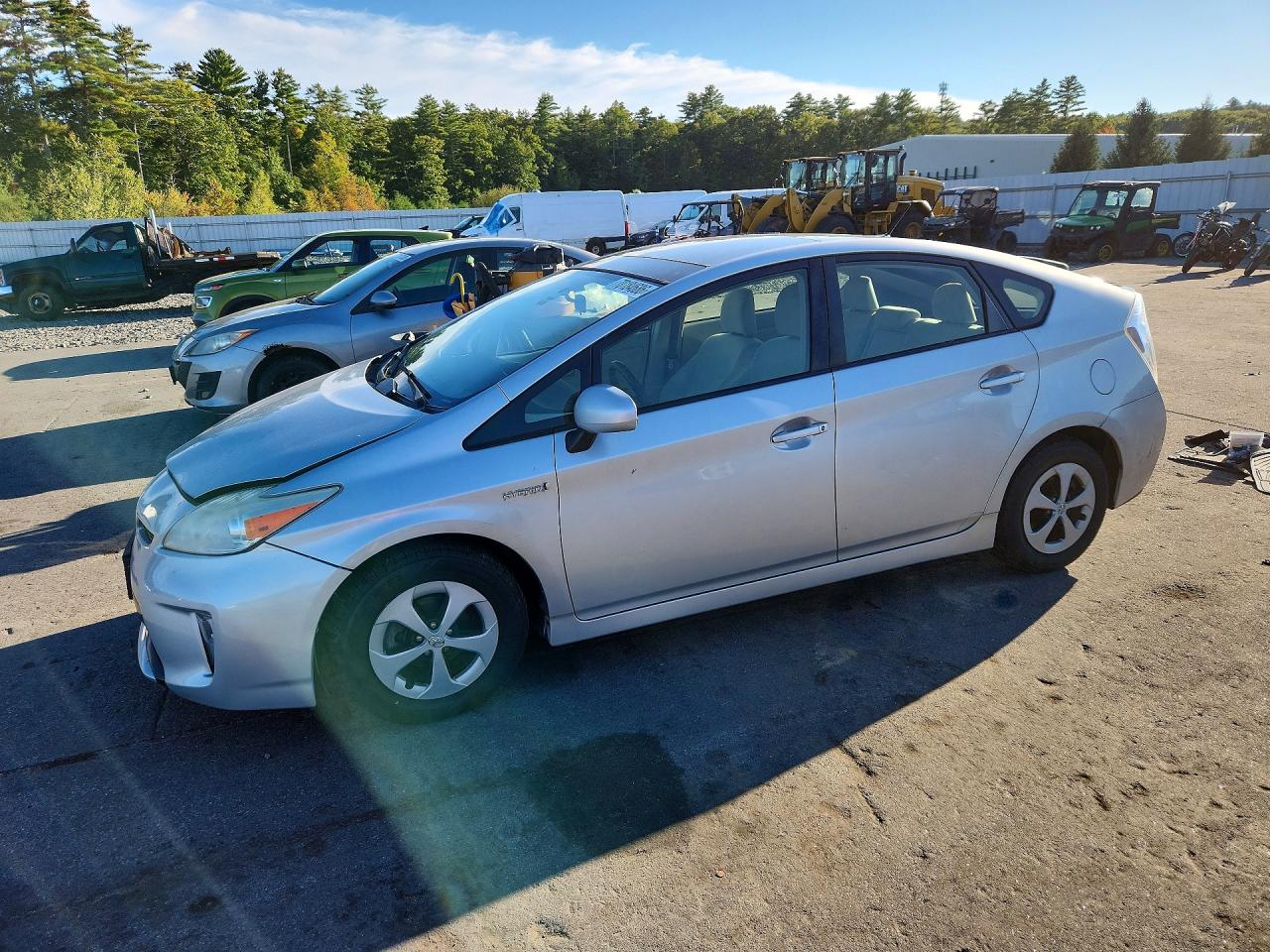 Photo of the 2012 TOYOTA PRIUS THREE