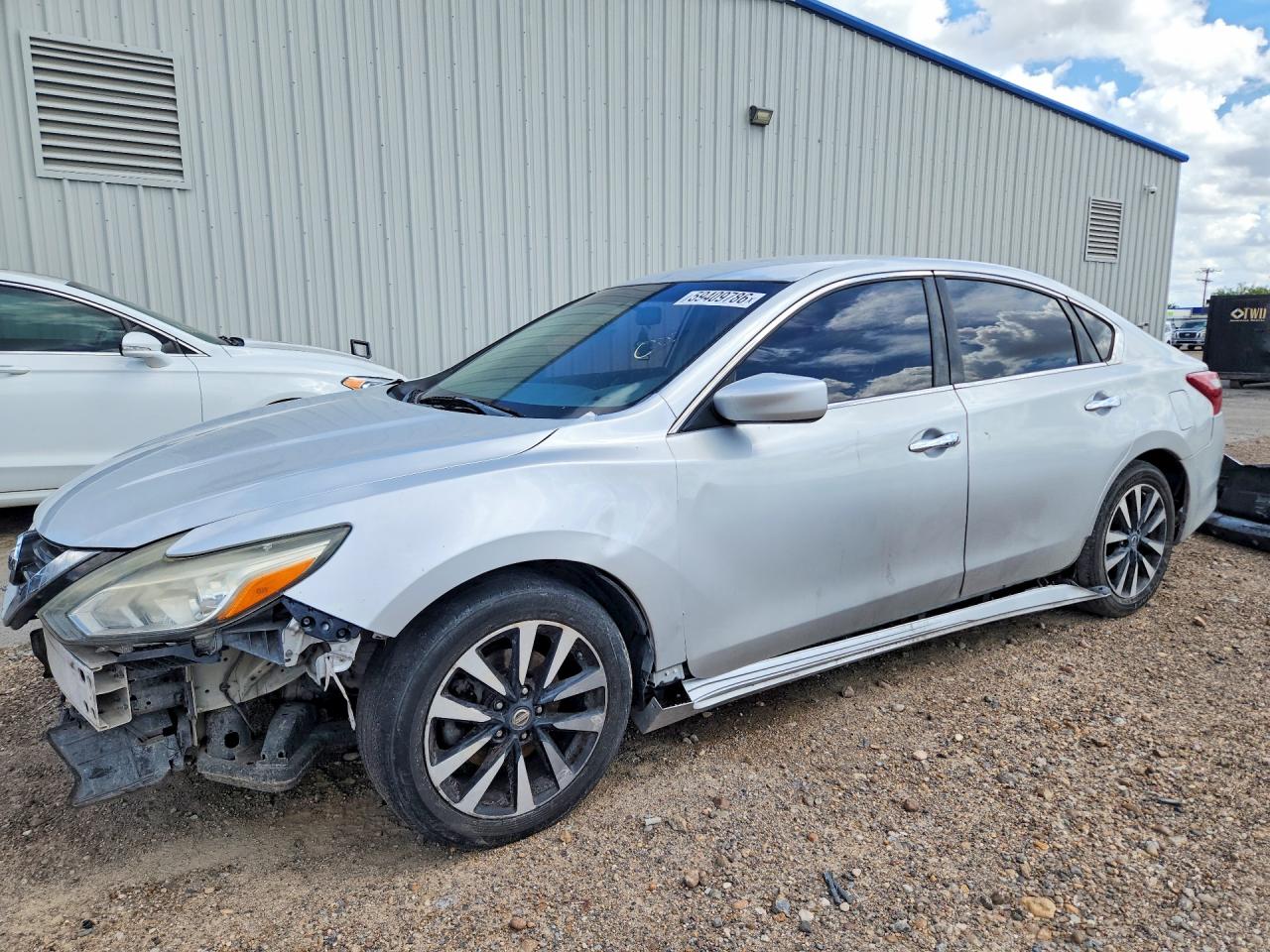 Photo of the 2018 NISSAN ALTIMA 2.5 SV