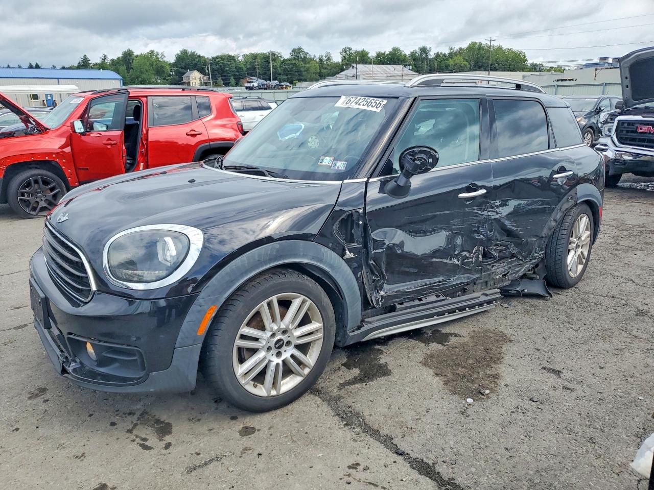 Photo of the 2018 MINI COOPER COUNTRYMAN