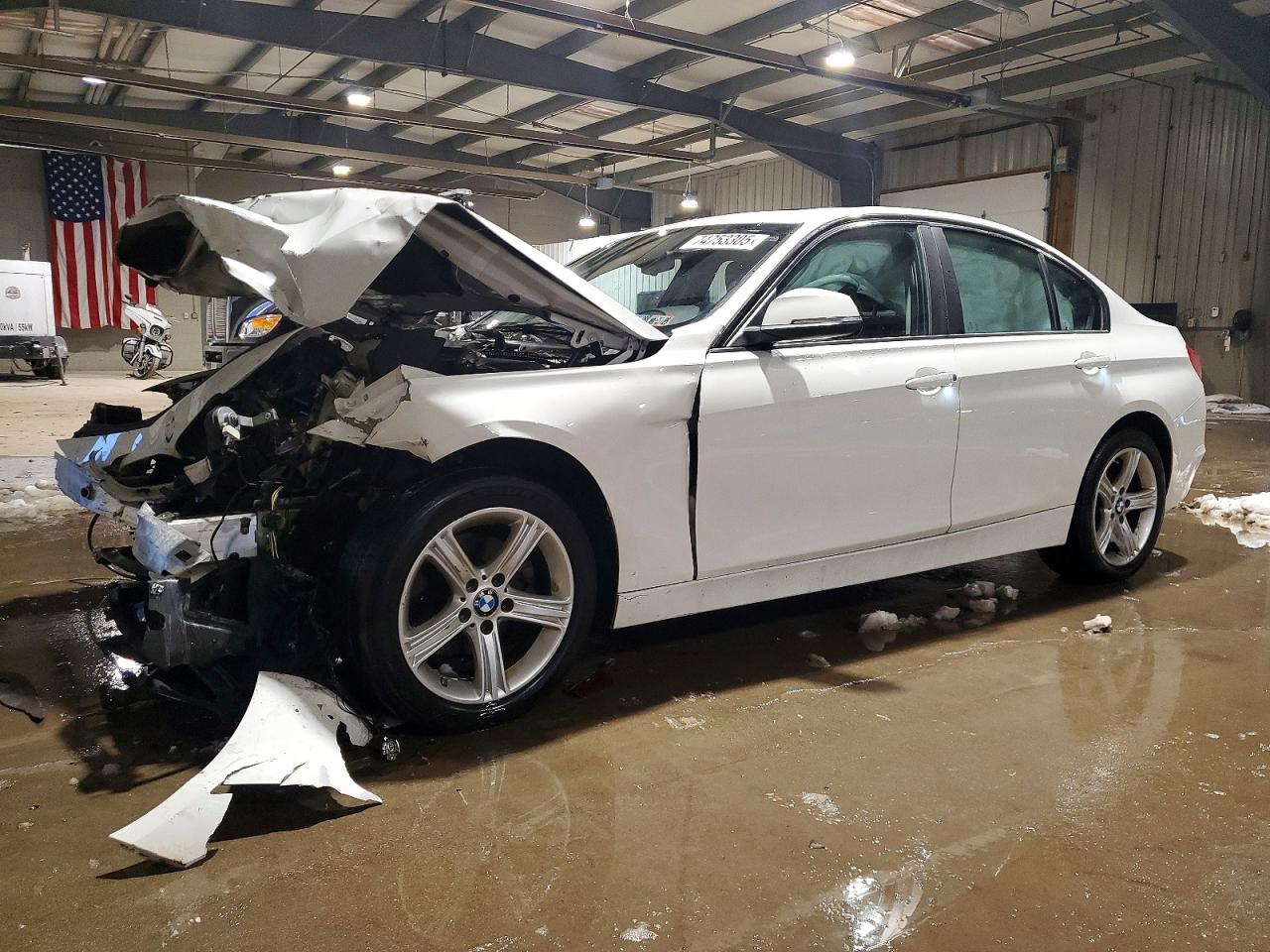 Photo of the 2015 BMW 320 I XDRI