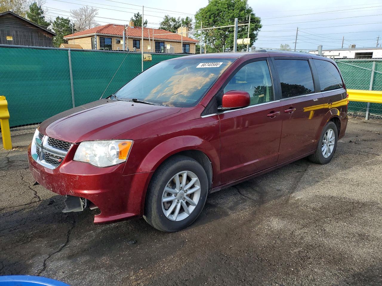 Photo of the 2019 DODGE GRAND CARAVAN SXT