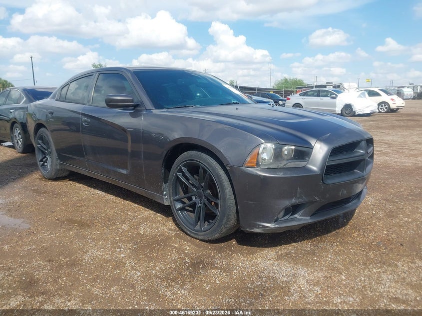 Photo of the 2013 DODGE CHARGER SXT