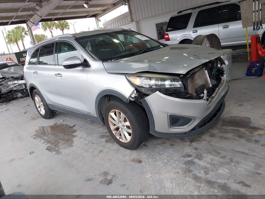 Photo of the 2018 KIA SORENTO 3.3L LX