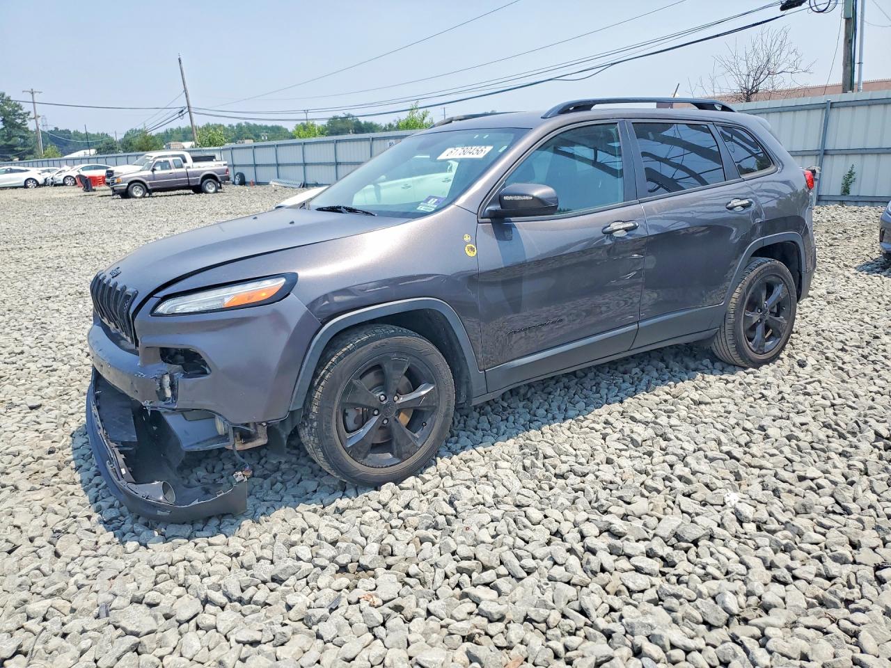 Photo of the 2018 JEEP CHEROKEE LATITUDE