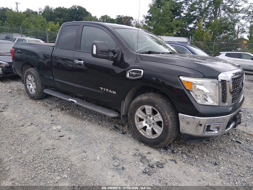 Photo of the 2017 NISSAN TITAN SV