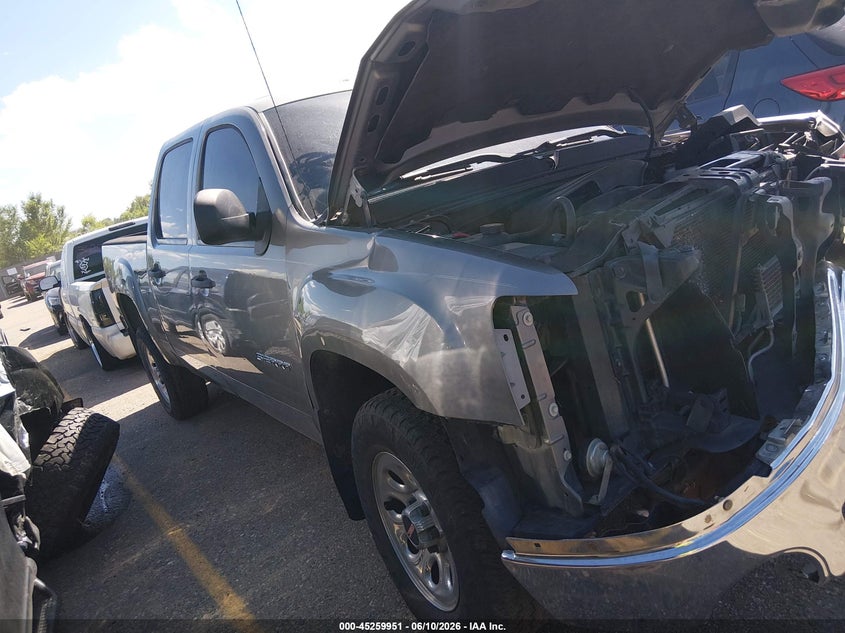 Photo of the 2013 GMC SIERRA 1500 SLE