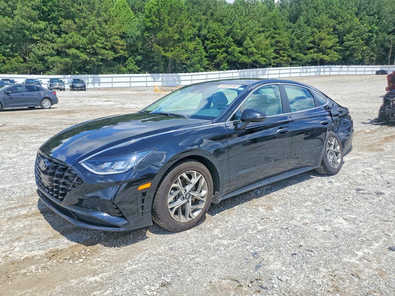 Photo of the 2022 HYUNDAI SONATA SEL