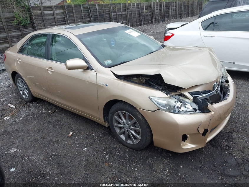 Photo of the 2011 TOYOTA CAMRY HYBRID