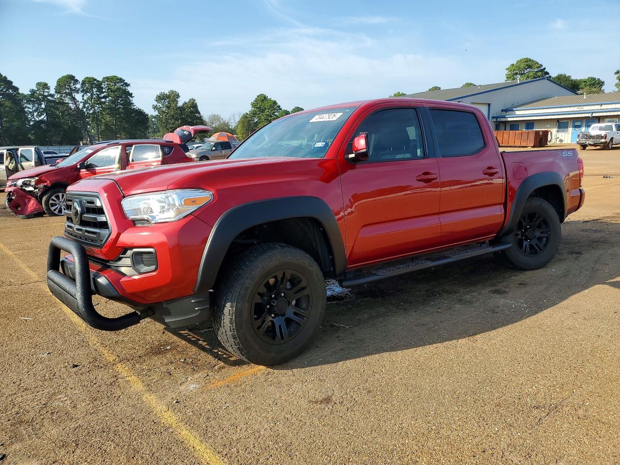 Photo of the 2019 TOYOTA TACOMA SR