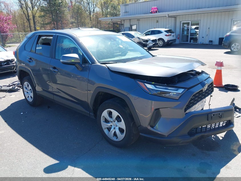 Photo of the 2025 TOYOTA RAV4 LE