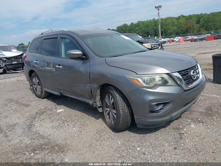 Photo of the 2017 NISSAN PATHFINDER S
