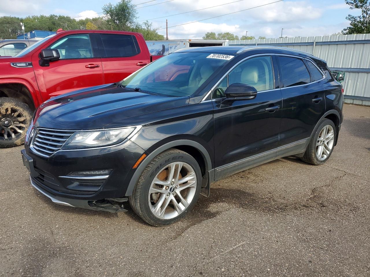 Photo of the 2015 LINCOLN MKC