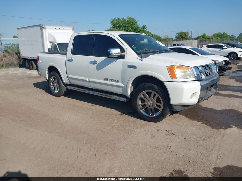 Photo of the 2014 NISSAN TITAN SL