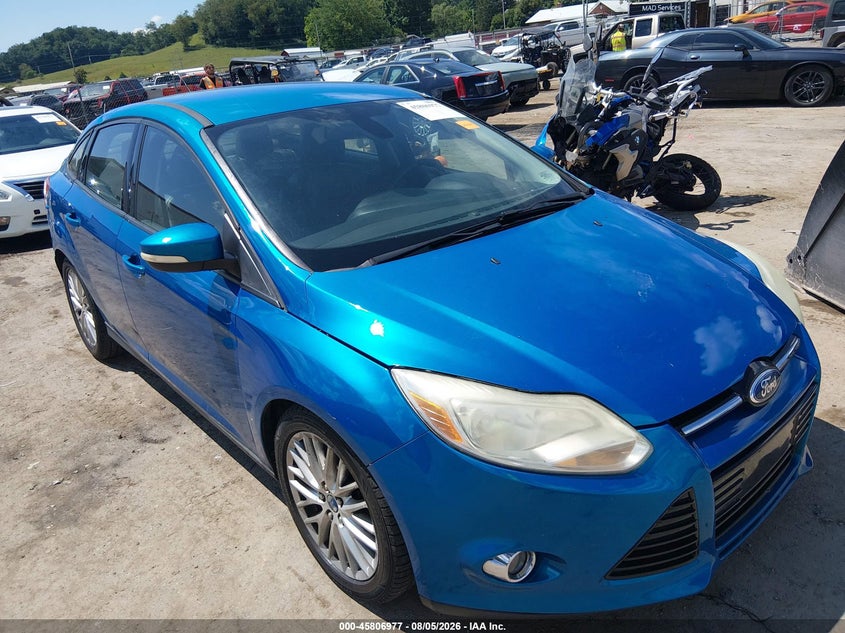 Photo of the 2014 FORD FOCUS SE