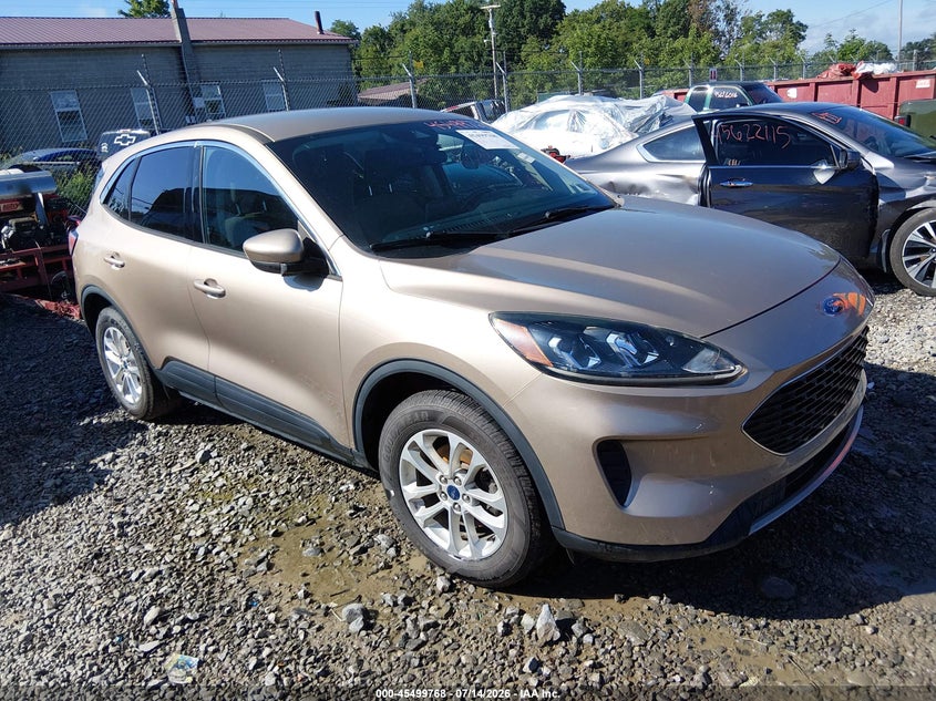 Photo of the 2020 FORD ESCAPE SE