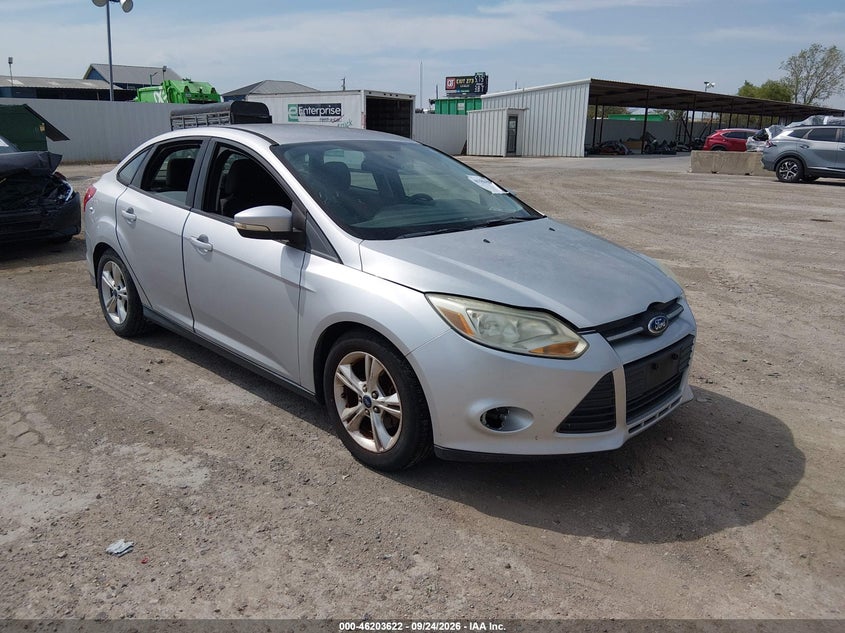 Photo of the 2014 FORD FOCUS SE