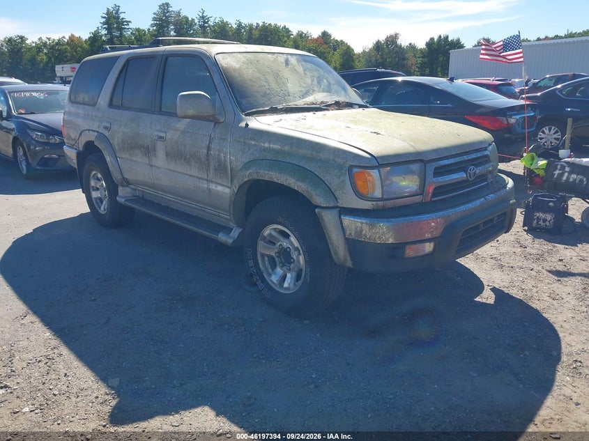 Photo of the 2000 TOYOTA 4RUNNER SR5