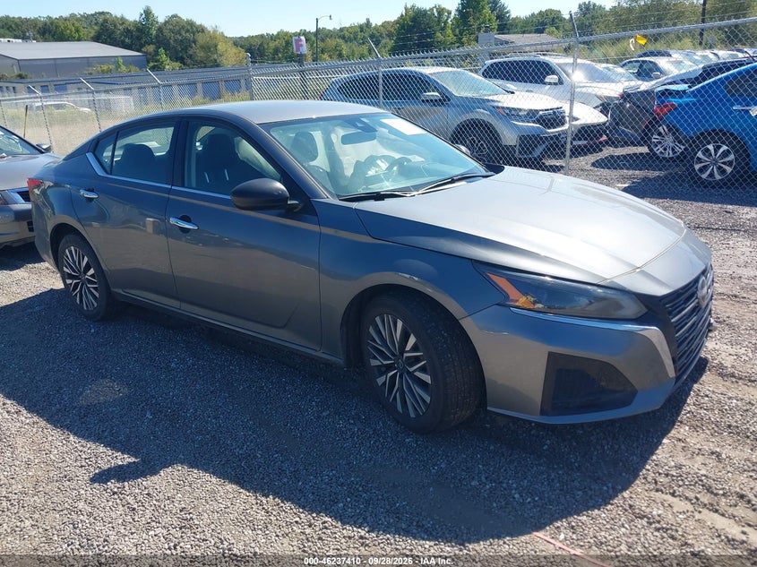 Photo of the 2024 NISSAN ALTIMA SV FWD