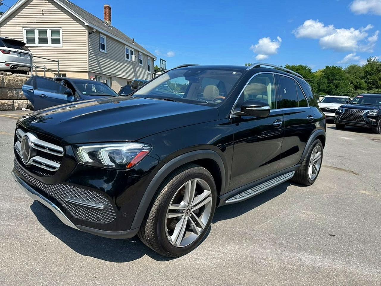 Photo of the 2022 MERCEDES-BENZ GLE 450 4MATIC