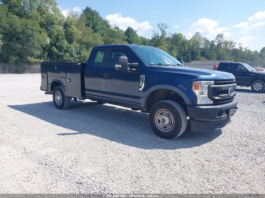 Photo of the 2020 FORD F-250 XL