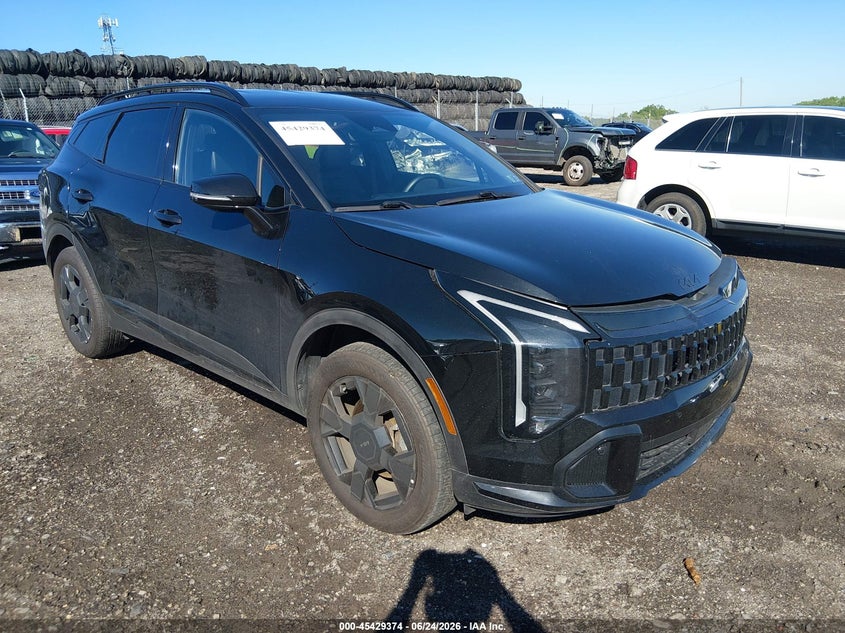 Photo of the 2026 KIA SPORTAGE X-LINE