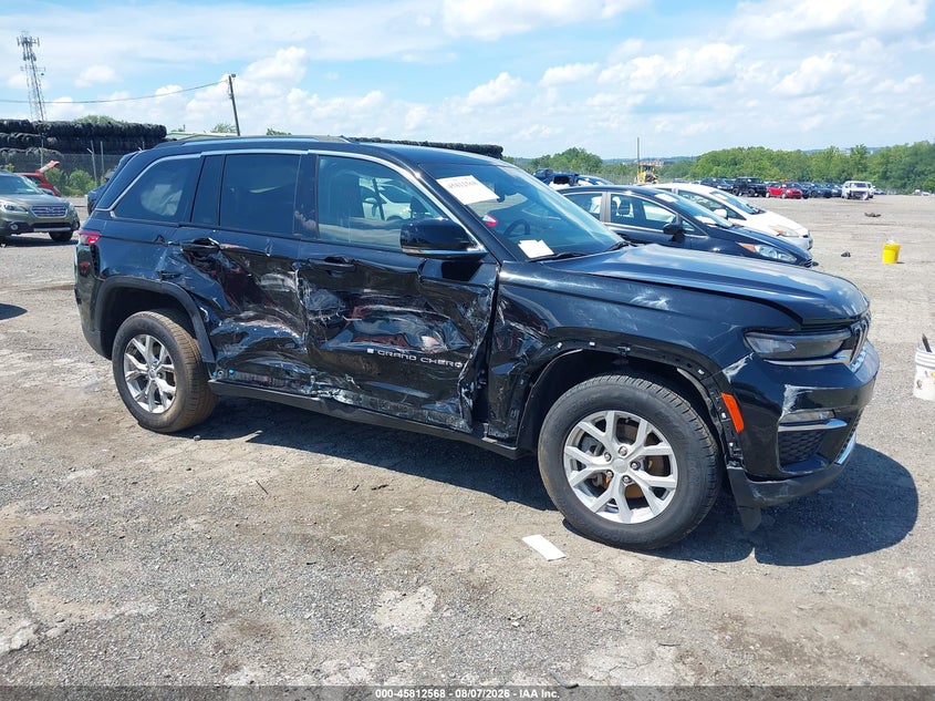 Photo of the 2023 JEEP GRAND CHEROKEE LIMITED 4X4
